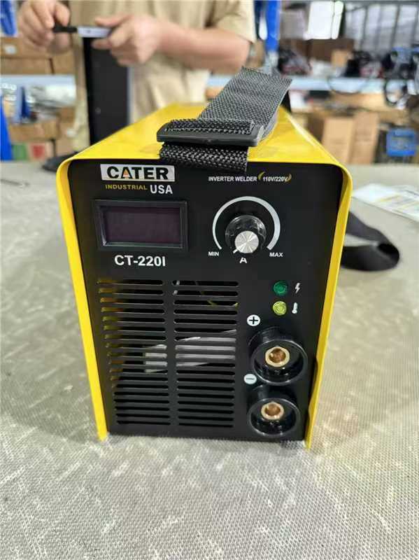 MÁQUINA DE SOLDAR PEQUEÑO